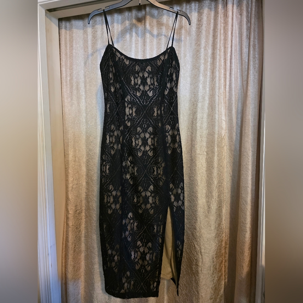 Elegant Black Lace Dress